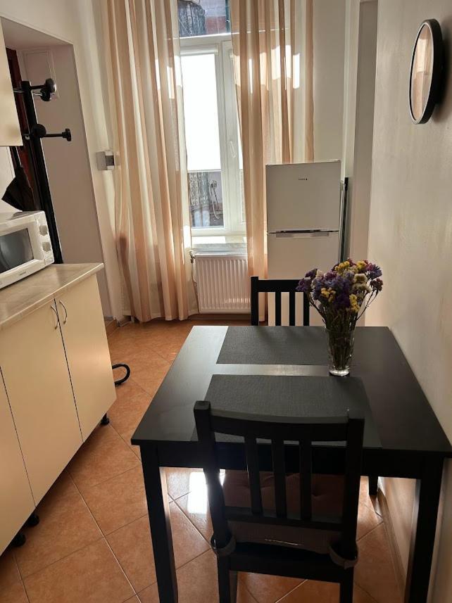 Charming Apartment Одесса Экстерьер фото